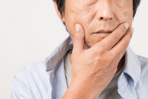 男性にシミができる原因